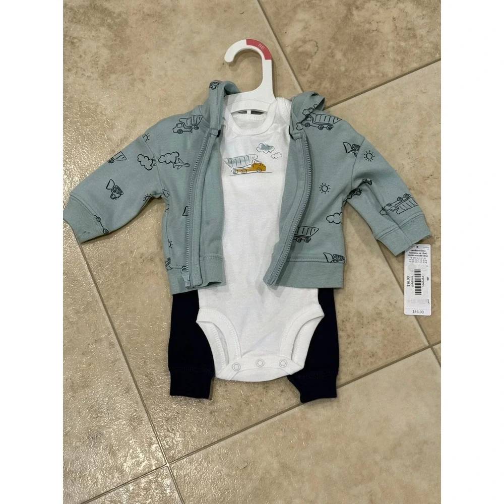 Newborn Carter's‎ 3 pc set NWT